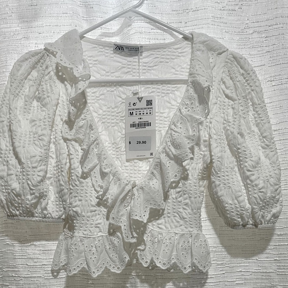 Zara White eyelet ruffle cardigan